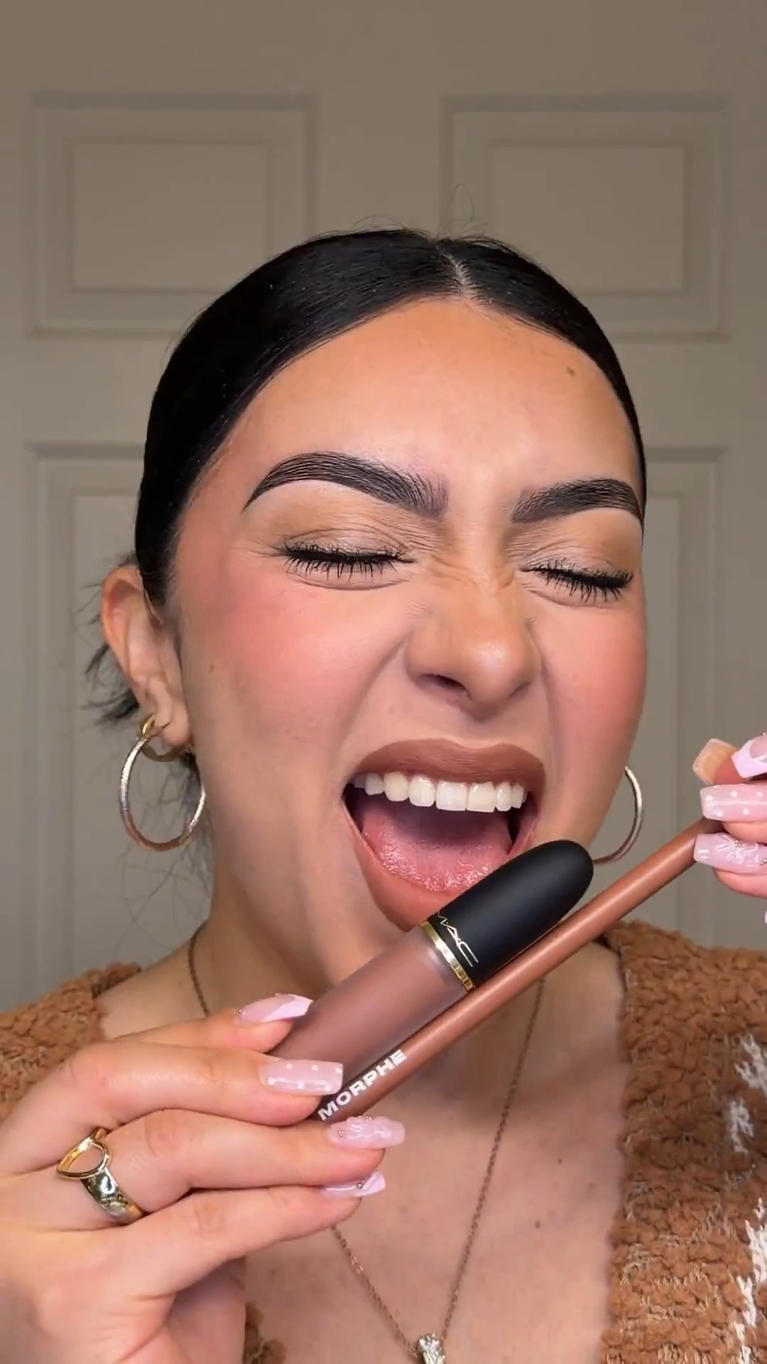 First time trying the MAC Powder Kiss Lip + Cheek Mousse and was impressed. It withstood me eating & drinking with no touch ups. And the texture is so velvety.

Makeup, Lip Combo, Beauty

#LTKBeauty #LTKU #LTKgrwm