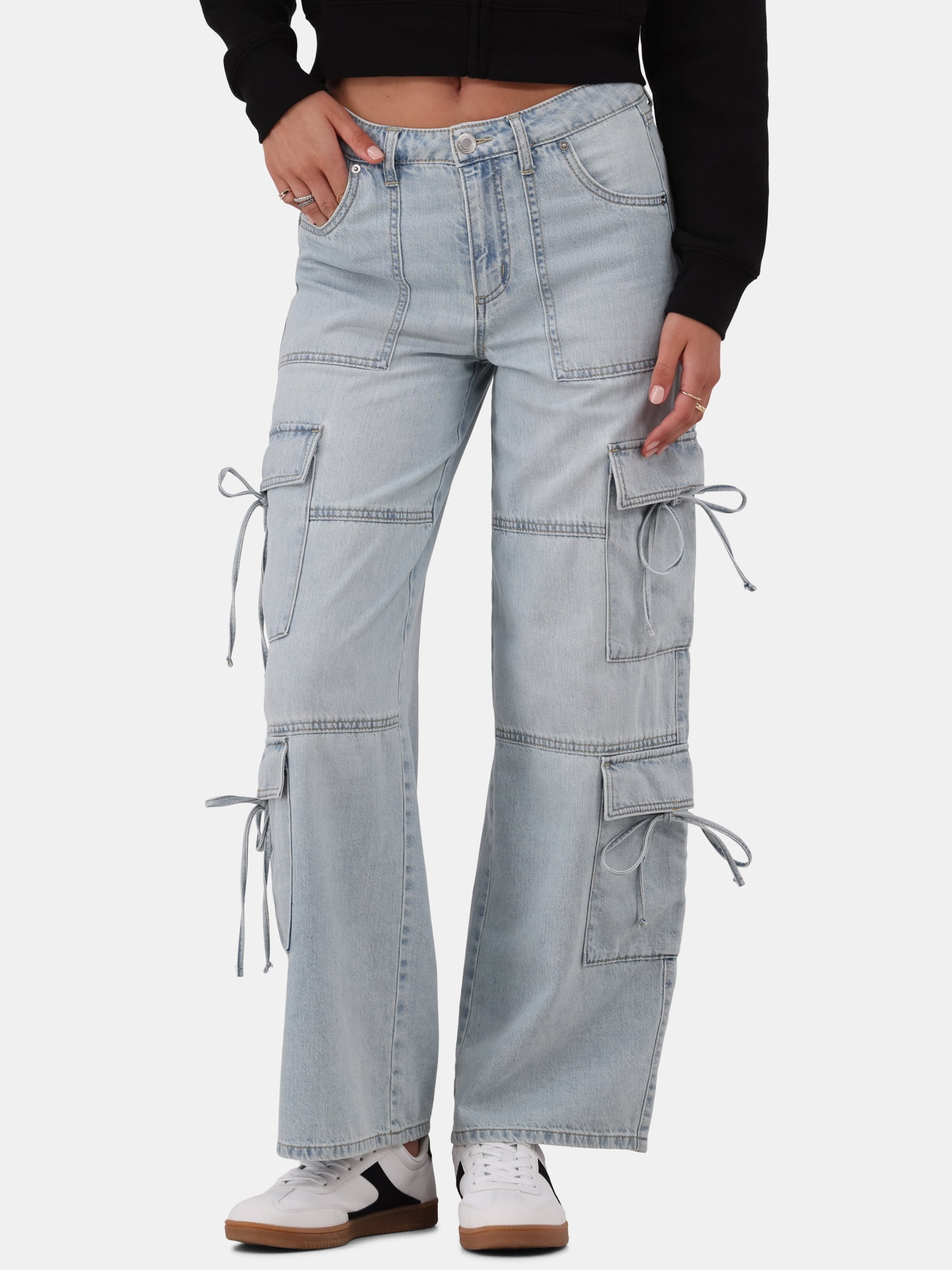 No Boundaries Bow Cargo Jeans, 30.5” Inseam, Women's and Women's Plus | Walmart (US)