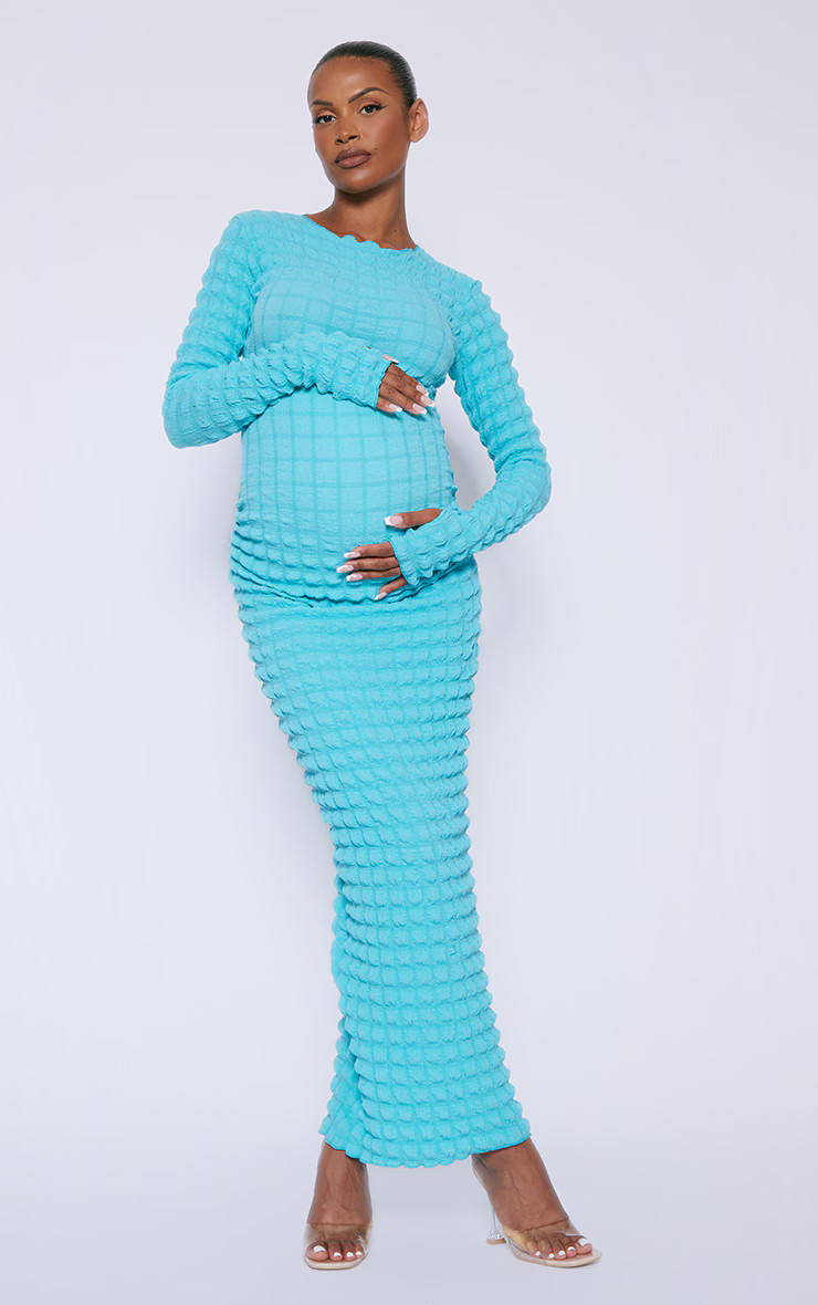 Maternity Blue Textured Bubble Midaxi Dress | PrettyLittleThing US