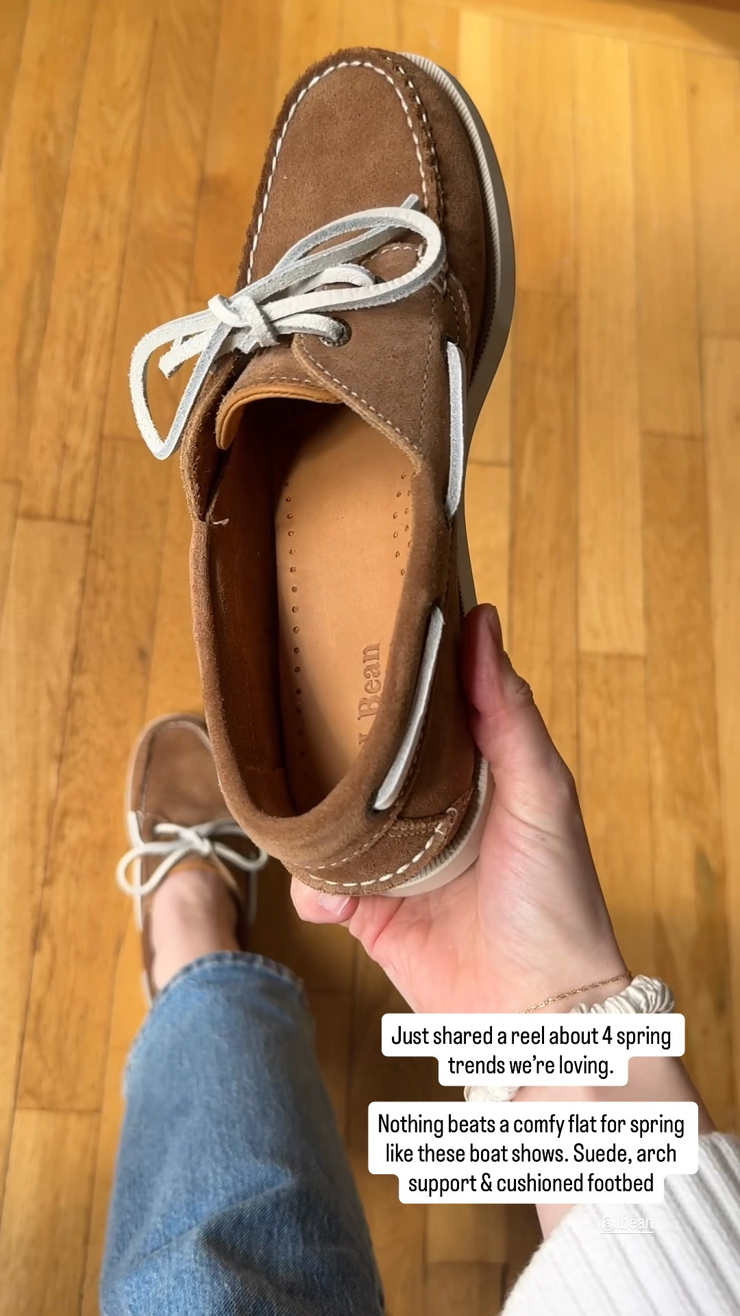Comfy suede boat shoes! No ribbing on the inside! Sized up 1/2