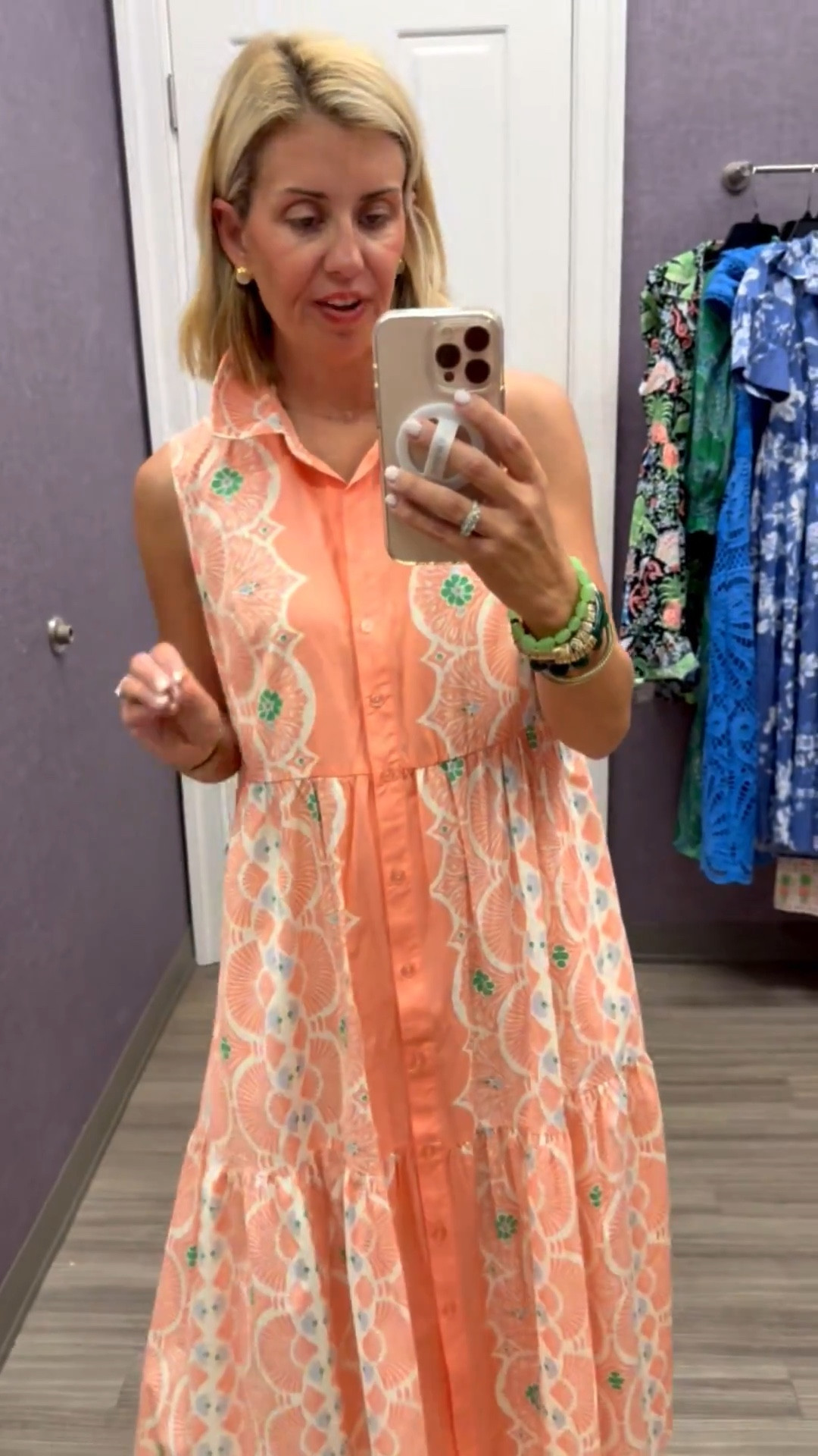Crown & Ivy is killing the spring dress game! The prints, the colors and the prices are insane!! This one is less than $40!!! I am finding that the brand runs big so size down. I’m in a small here but need XS. ￼

*Use my code Catherine20 on A+B
*Use my code Mixandmatchmadness on Loopy



#LTKSaleAlert #LTKSeasonal #LTKstorytime