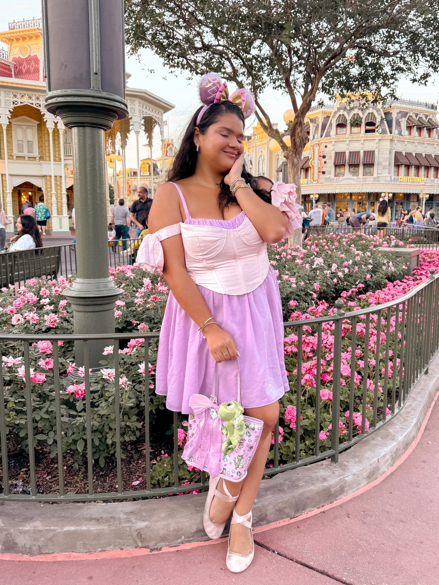 Spring Rapunzel Bound🌸✨

#LTKWatchNow #LTKFindsUnder100 #LTKStyleTip