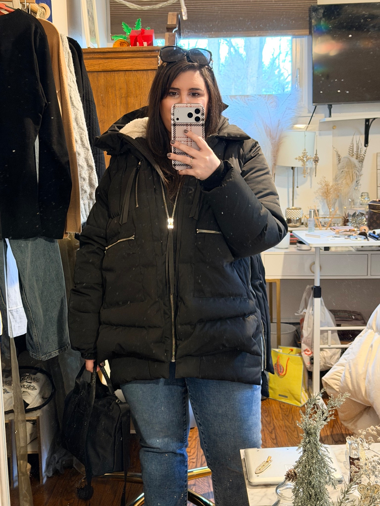 Best winter coat ever. It’s super warm + has so many pockets! I really like because I don’t have to bundle up so when I go somewhere I’m not too hot when I take it off 

#LTKGiftGuide #LTKMidsize #LTKSeasonal