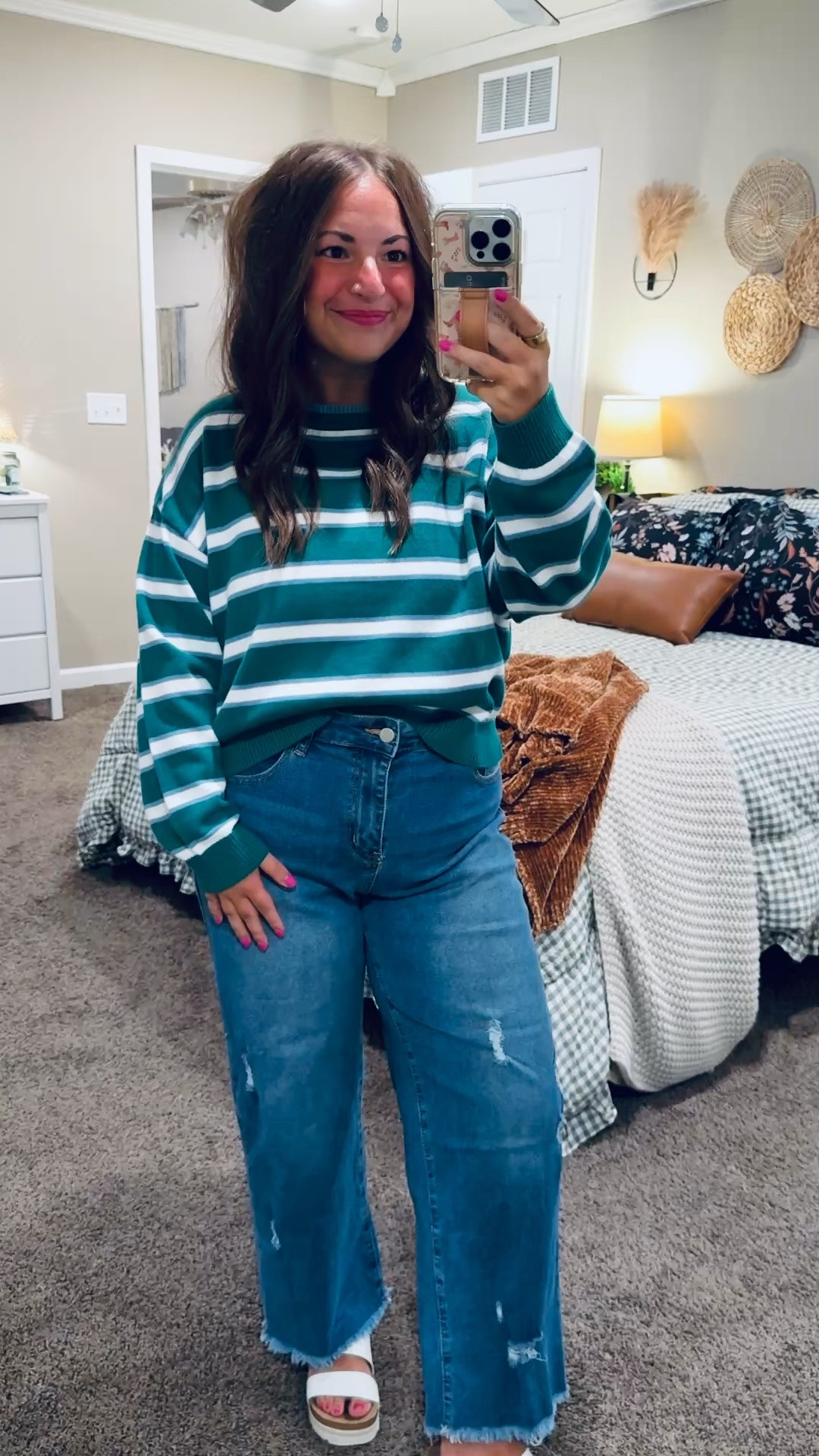 This striped Old Navy sweater is such a fun classroom find! Comfy, colorful and easy to style with your favorite jeans for a casual school-day look 💚


sandals: fit true to size // wearing a 5
jeans: fit true to size // wearing a 12
sweater: fits true to size // wearing a large (cropped fit) 

 #LTKootd #LTKMidsize #LTKWorkwear