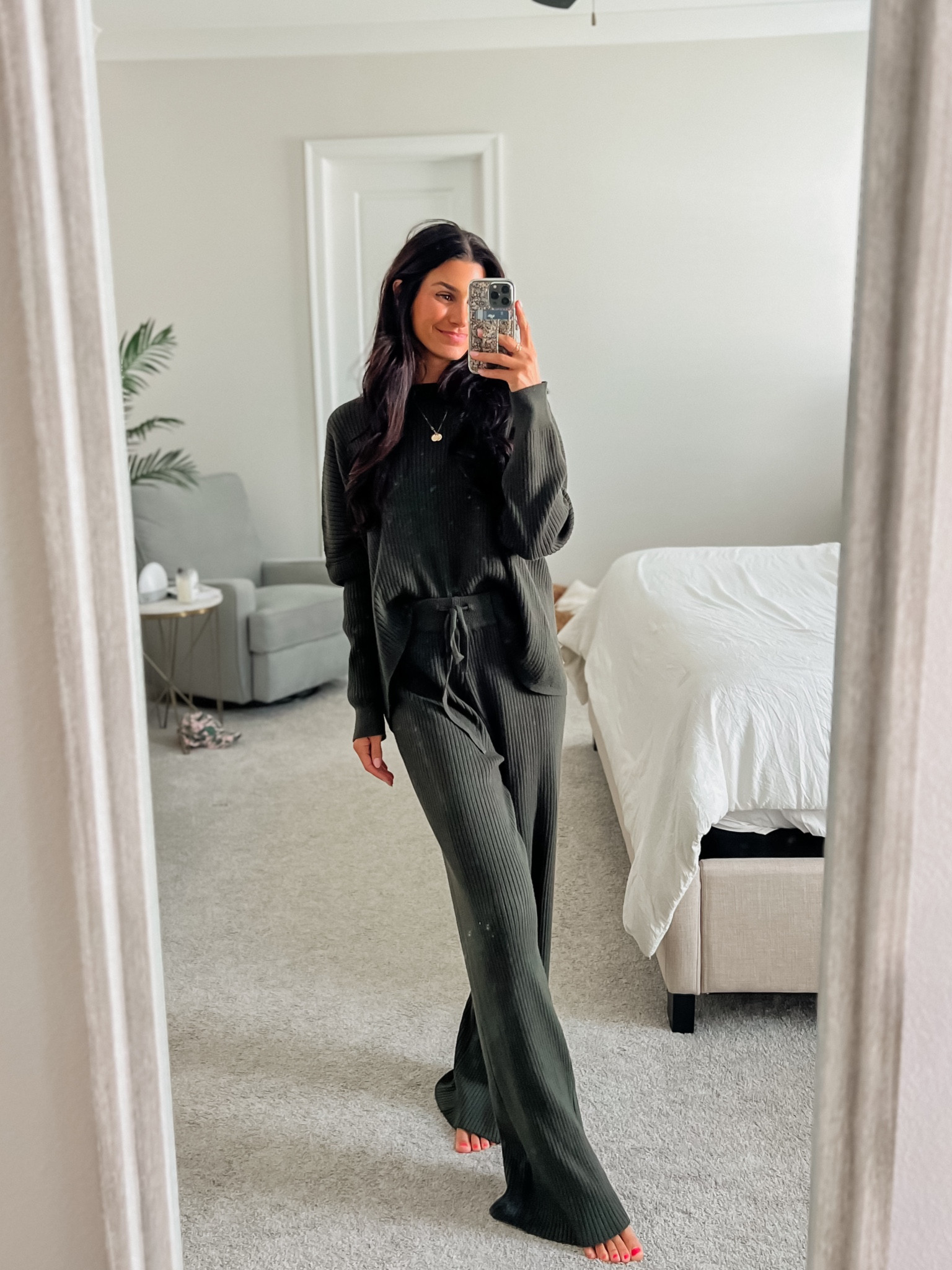 Matching comfies szn is here 🤎🤎 wearing a small

Matching set fall sweats cute sweats cozy mom outfits postpartum 

#LTKBump #LTKSeasonal #LTKFindsUnder100