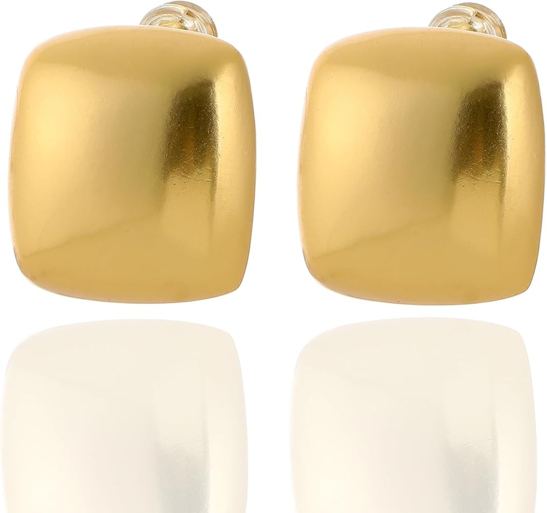 Women’s Round Coin Stud Earrings, Disc Button Ear Studs | Amazon (US)