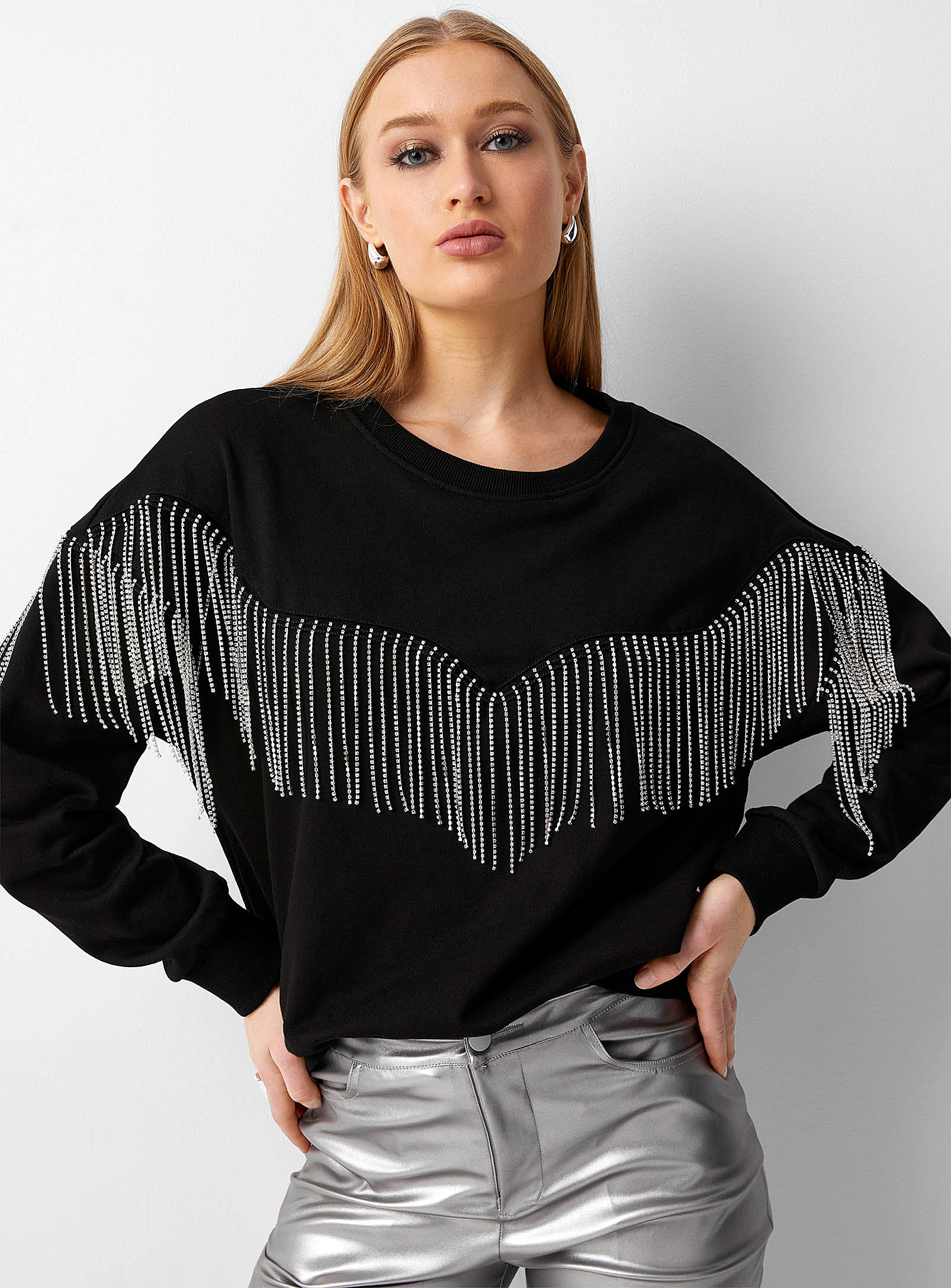 Icône - Rhinestone fringes loose sweatshirt (Women, Black, MEDIUM) | Simons