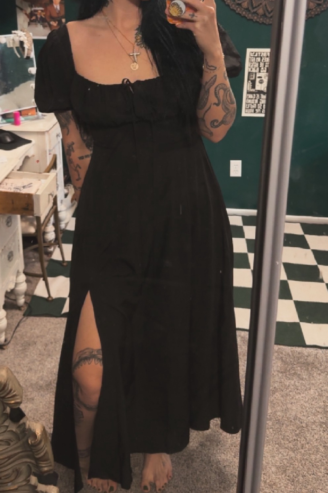 Every girl needs a little black dress 🖤 

#LTKBeauty #LTKSeasonal #LTKParties