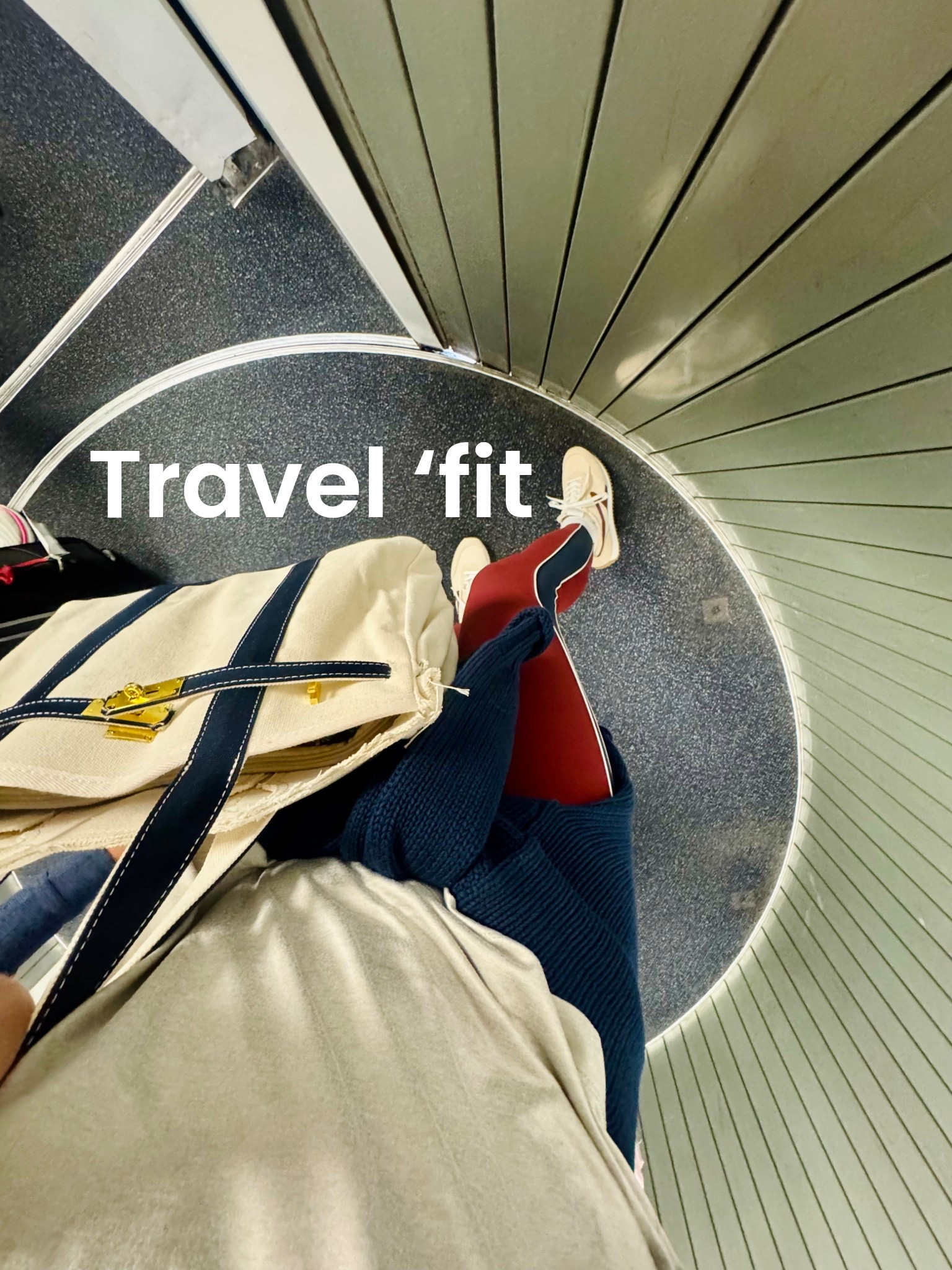 Travel fit 

#LTKSeasonal #LTKTravel #LTKFindsUnder50