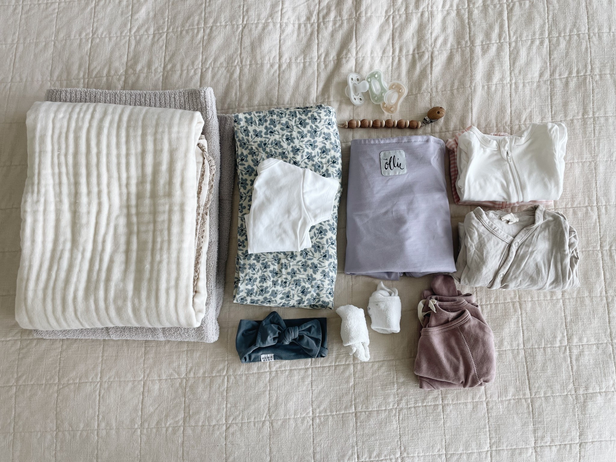 What’s in my hospital bag for baby girl. 

#LTKmomlife #LTKKids #LTKBaby