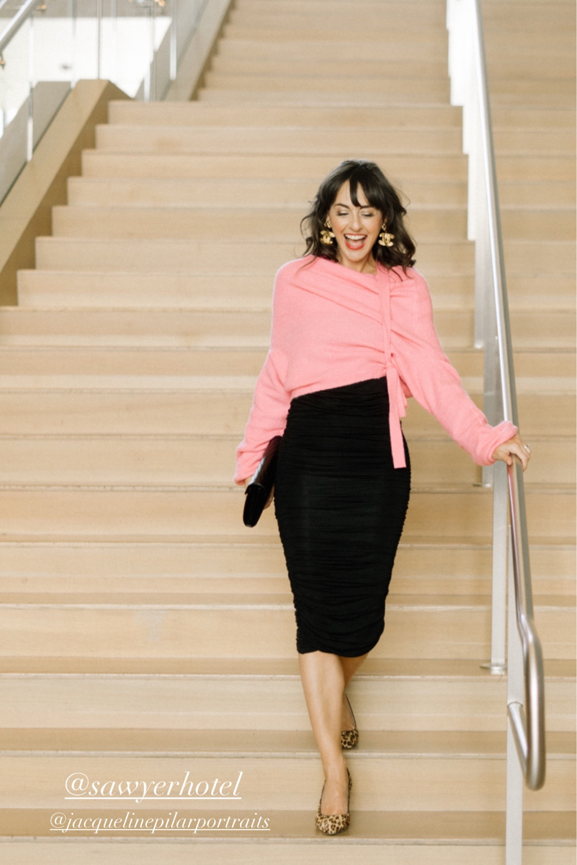 1 of 49 outfits in my carryon capsule wardrobe. A wrap sweater upside down and backwards.
Tie the straps over and under one shoulder. 

