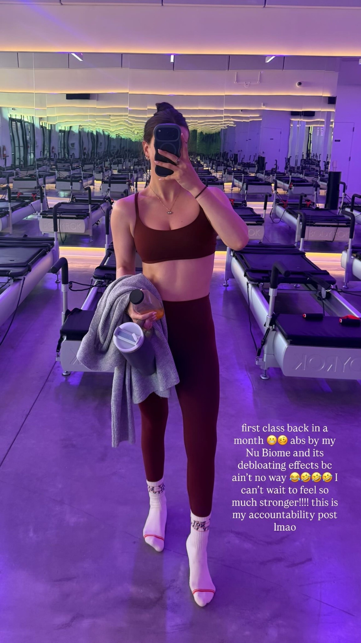 New burgundy color way with the no seam front leggings!!!  

#LTKfitnessgoals #LTKSeasonal #LTKootd