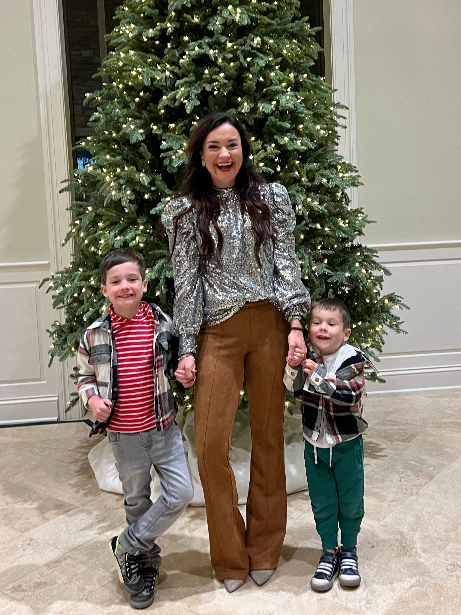 Spanx flare leggings pants / size S - TTS. Sequin silver outfit for holiday parties! Gifts for Her // Holiday Outfit // New Years Eve // New Years Eve outfit // nye outfit 
Sequin sparkly outfit 

#LTKHoliday #LTKSeasonal #LTKfamily