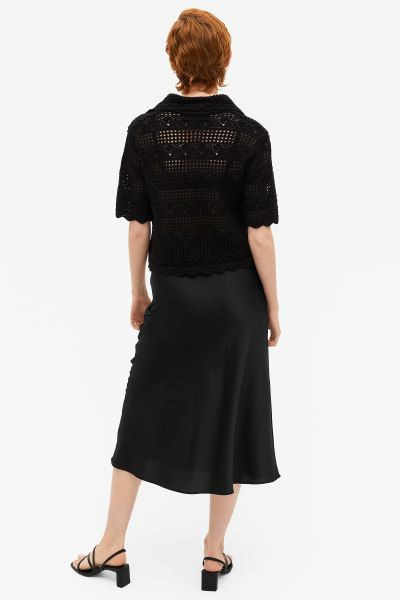 Satin midi skirt | H&M (DE, AT, CH, NL, FI)