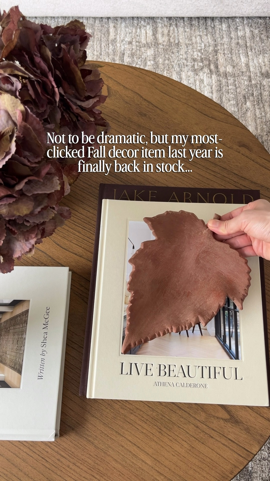 Not to rush the season… but one of my most-clicked Fall decor finds from last year is officially back in stock. 🤎🍂

And this year, it comes in gold too.

If you’re an early shopper like me, you know some of the best pieces don’t stick around for long. Consider this your friendly heads-up before everyone starts decorating for Fall 🍂✨