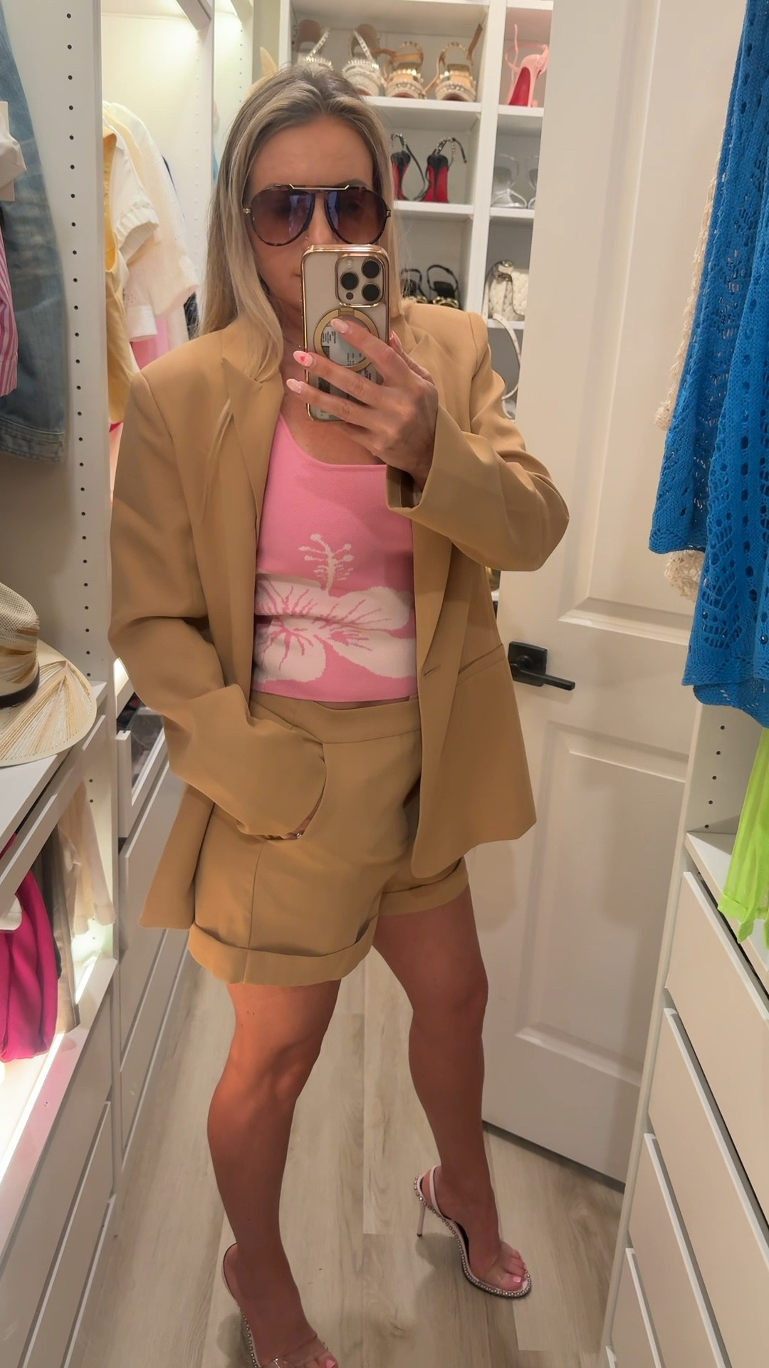 Matching set - shorts and blazer. Very soft material. Perfect for spring workwear, church outfit, meeting outift. Runs big so size down. 



#LTKU #LTKWorkwear #LTKootd