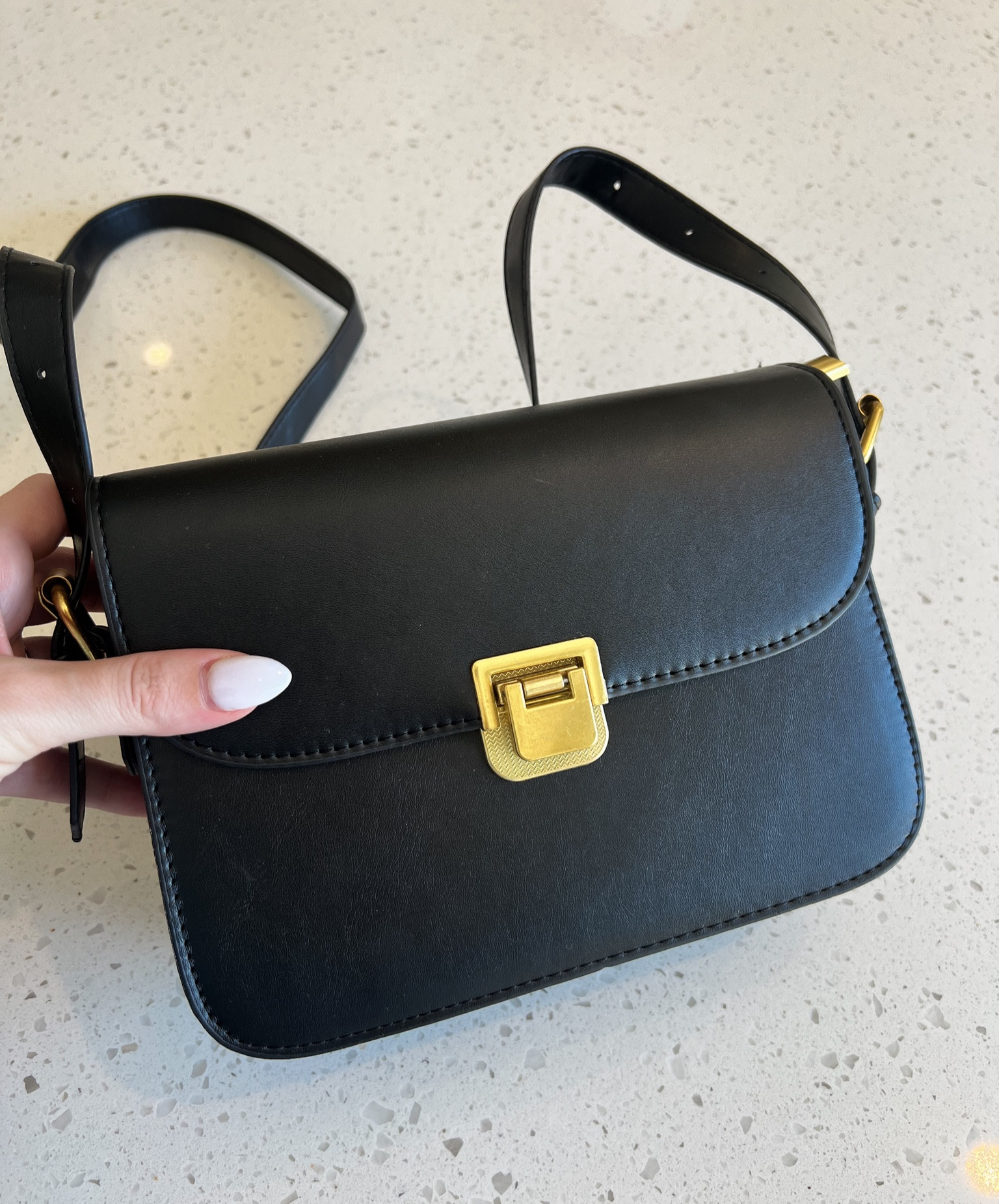 The perfect black Amazon crossbody bag for fall and winter!

#LTKstyletip #LTKSeasonal #LTKsalealert