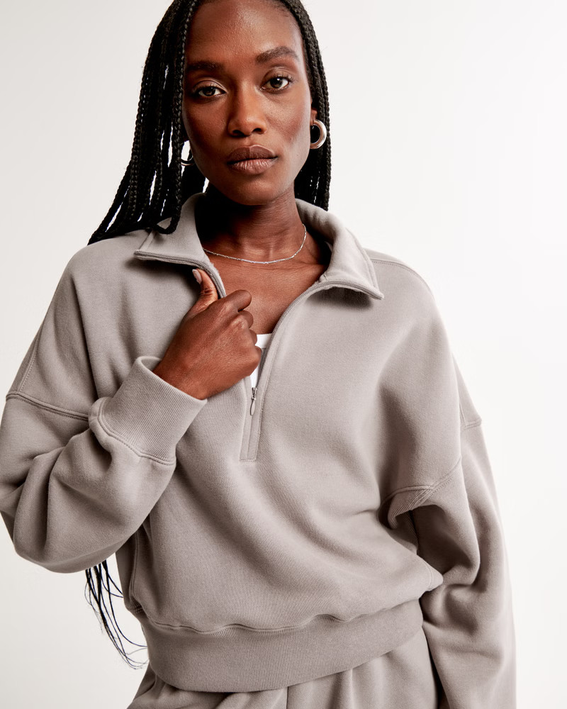 Essential Sunday Half-Zip | Abercrombie & Fitch (US)