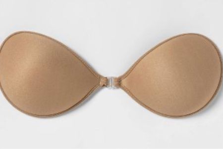 The best sticky bra to wear! Absolutely love mine - I get a new one every summer and they last me forever  

#LTKunder50 #LTKstyletip