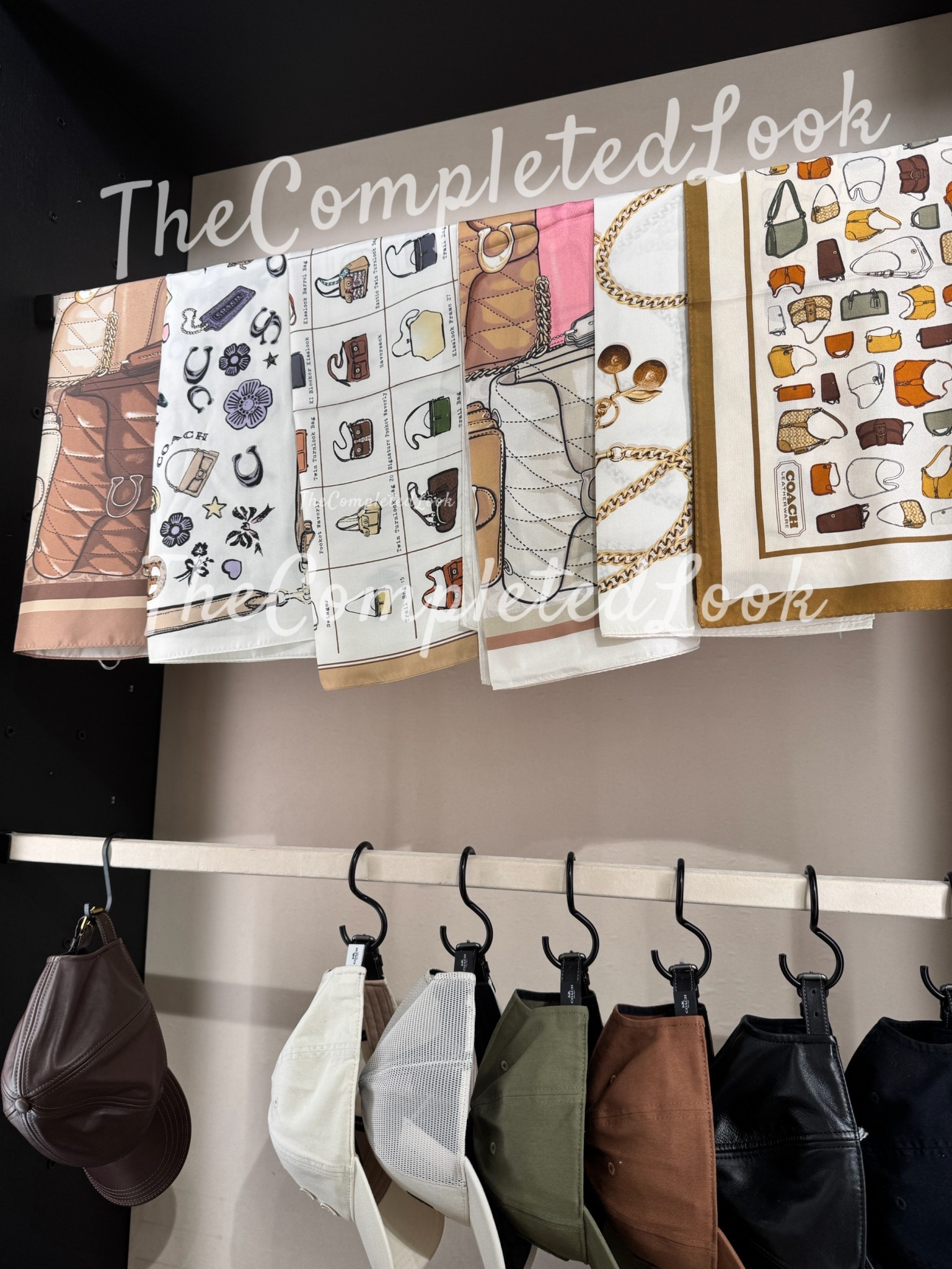 Beautiful coach scarfs ! #coachscarf #coachtwilly #coachaccessories 