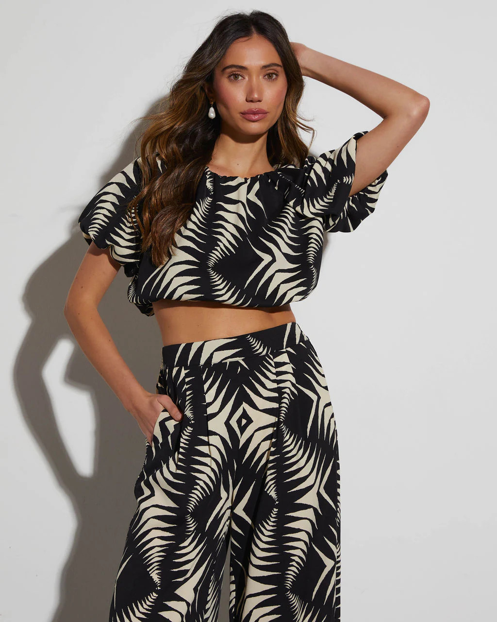 Stay With Me Printed Short Sleeve Top | VICI