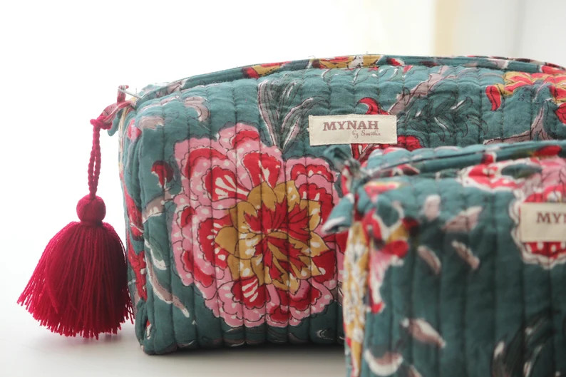 Set of 3 'EMERALD FOREST' Green/red Floral Print Quilted Holiday Gifting Travel Bag-makeup Pouch ... | Etsy (Global)