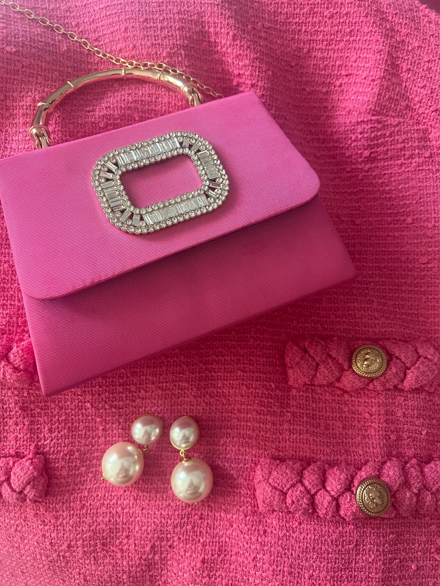 Pink bag
Pink dress
Pearl statement earrings 
These are a few of my favorite things!

#LTKGiftGuide #LTKStyleTip #LTKParties