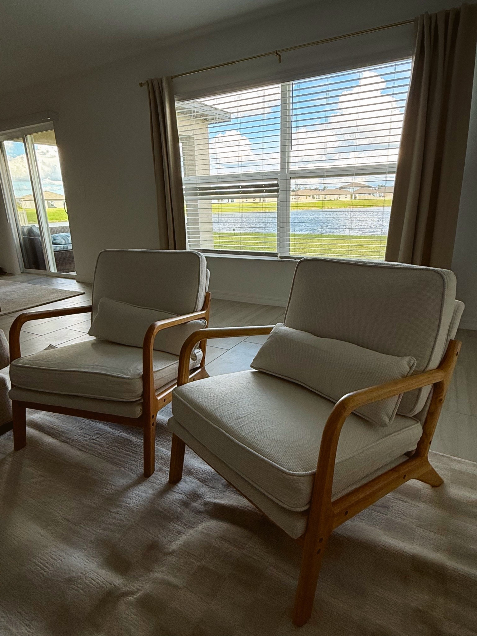 amazing quality living room chairs🪑

#LTKHome #LTKSeasonal
