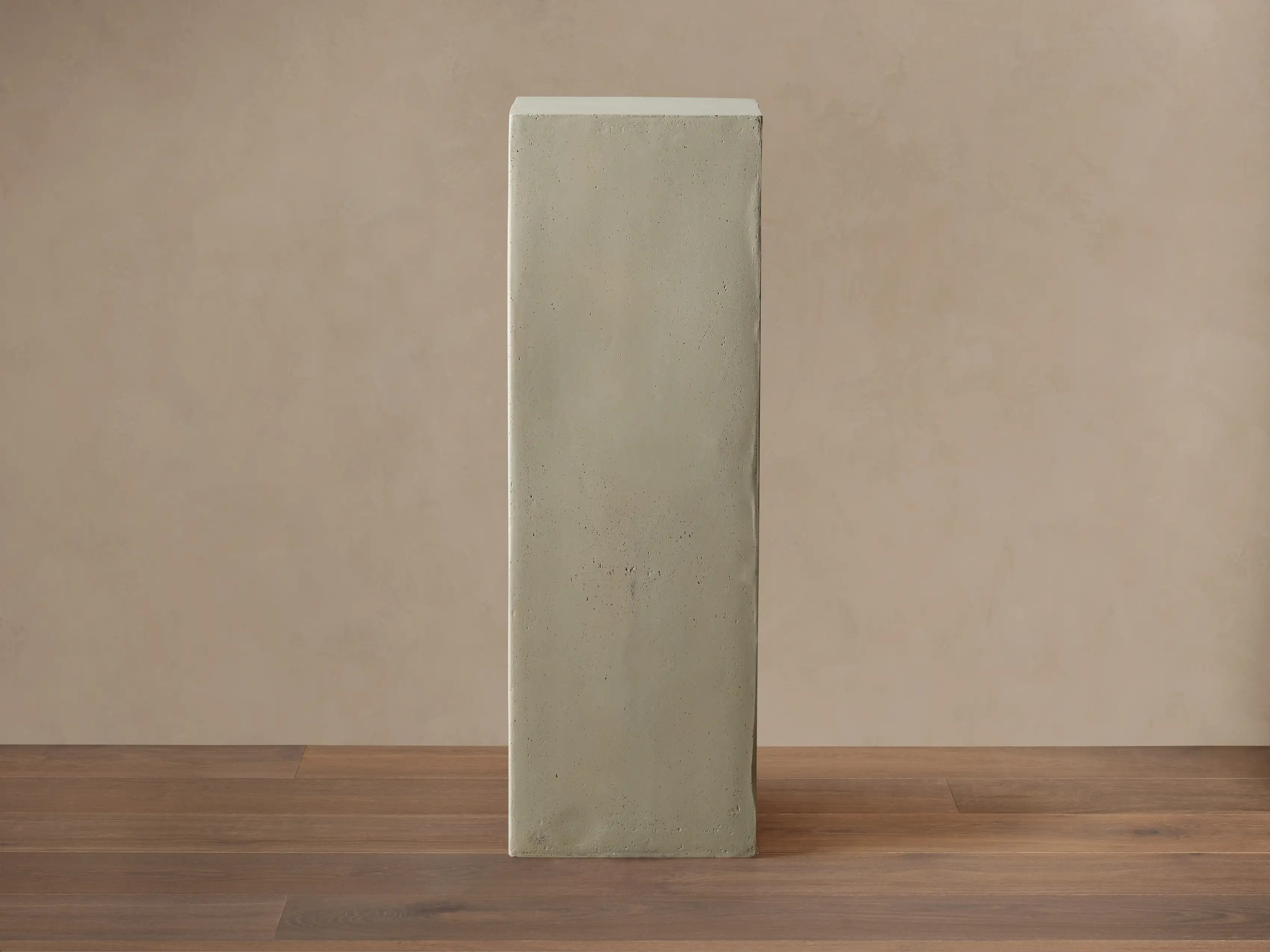 Outdoor Pedestal | Arhaus