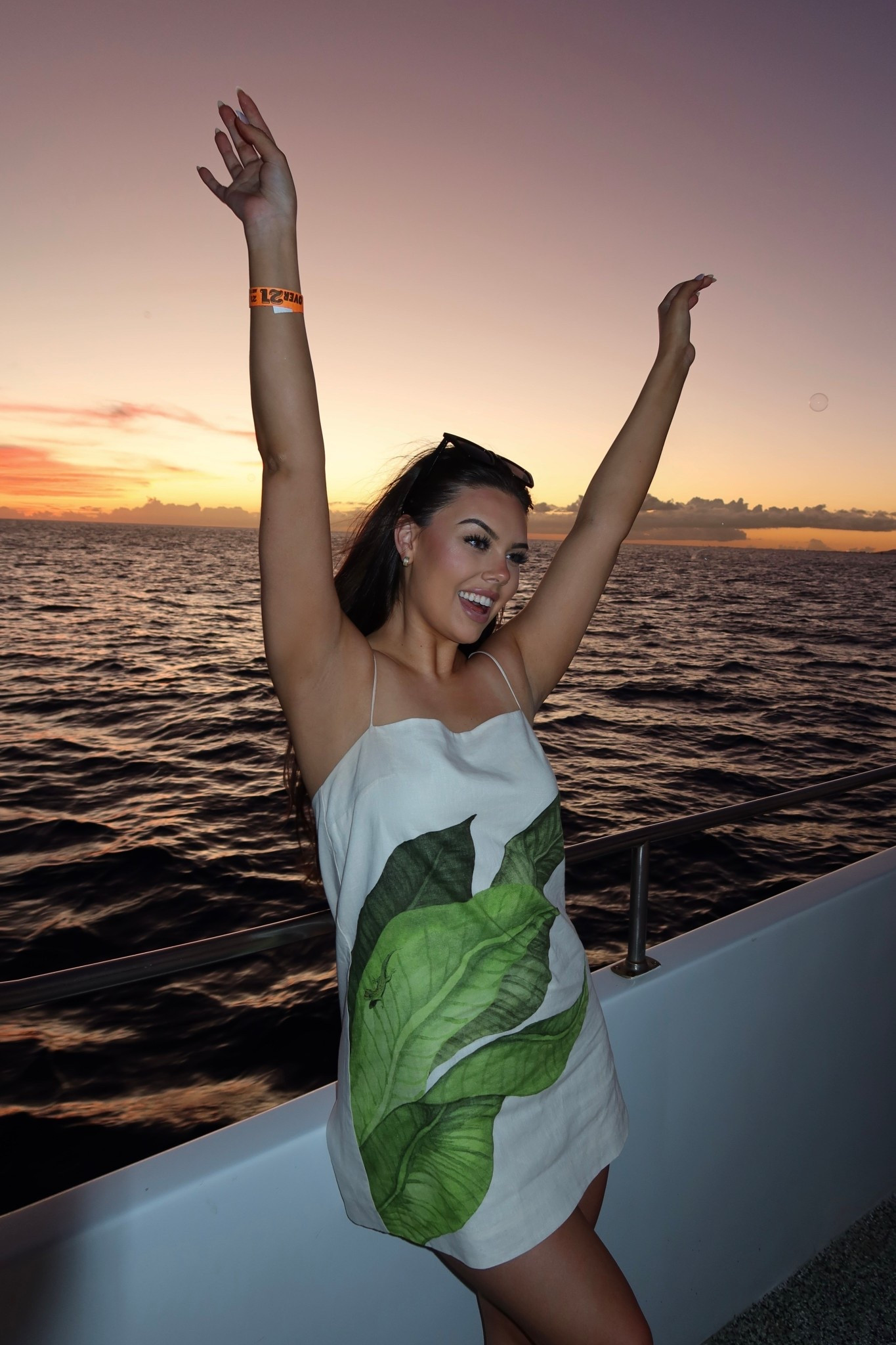 Tropical vacation dress in Hawaii! Leaf summer dress design 🍃

#LTKTravel #LTKMidsize #LTKootd