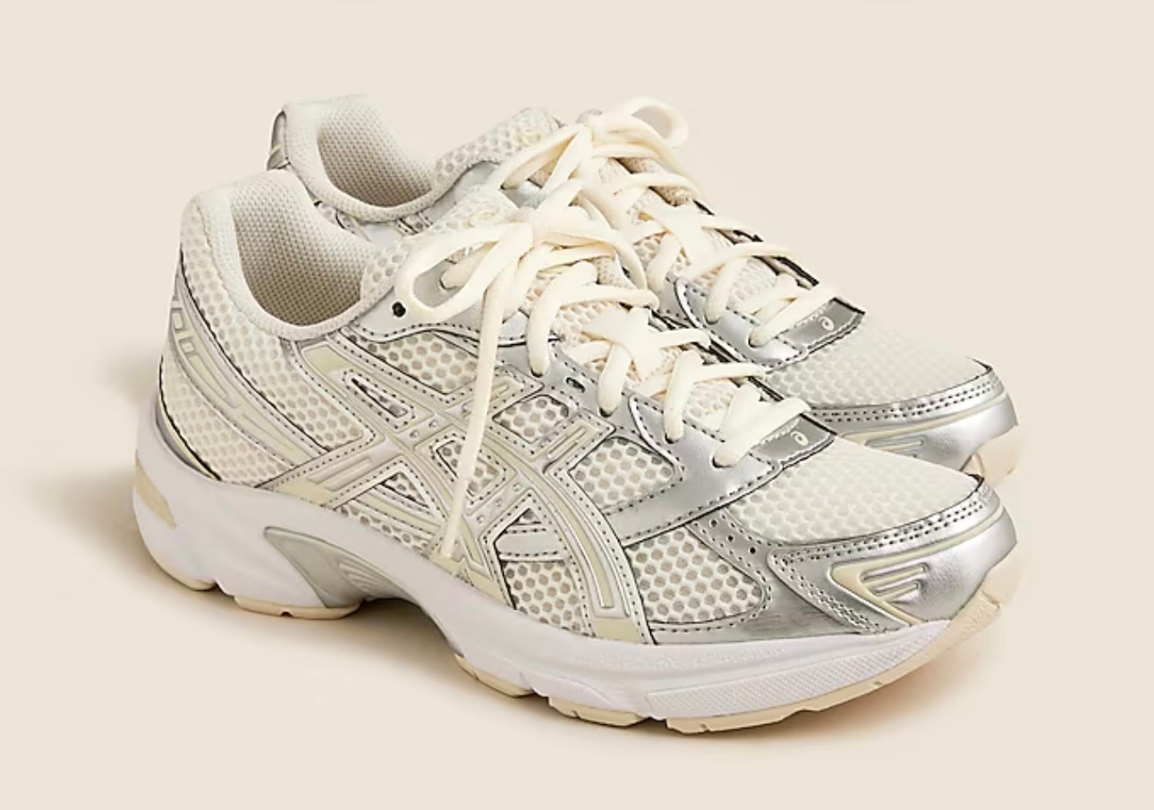 New it shoe for summer 

#LTKFestival #LTKStyleTip #LTKShoeCrush