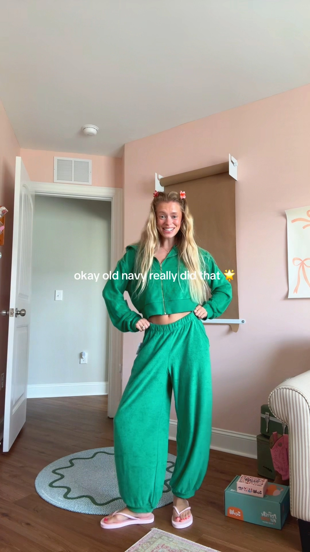 This set post pool or beach day!?!? Im so ready!!! Sized up 2 sizes for the jacket (medium) and got my usual size for pants (XS) 