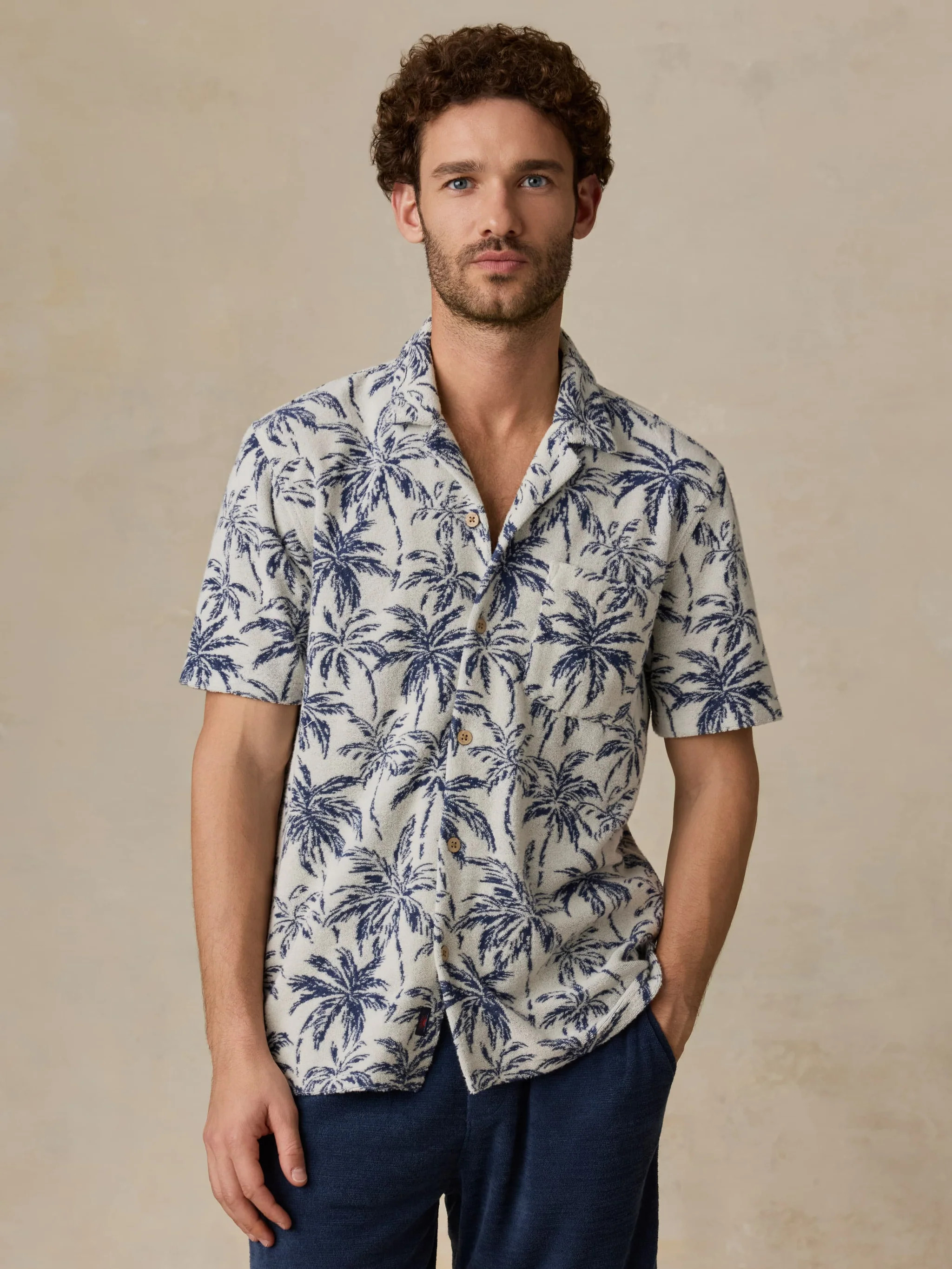 Short-Sleeve Cabana Towel Terry Shirt - Ivory Tropic Trees | Faherty