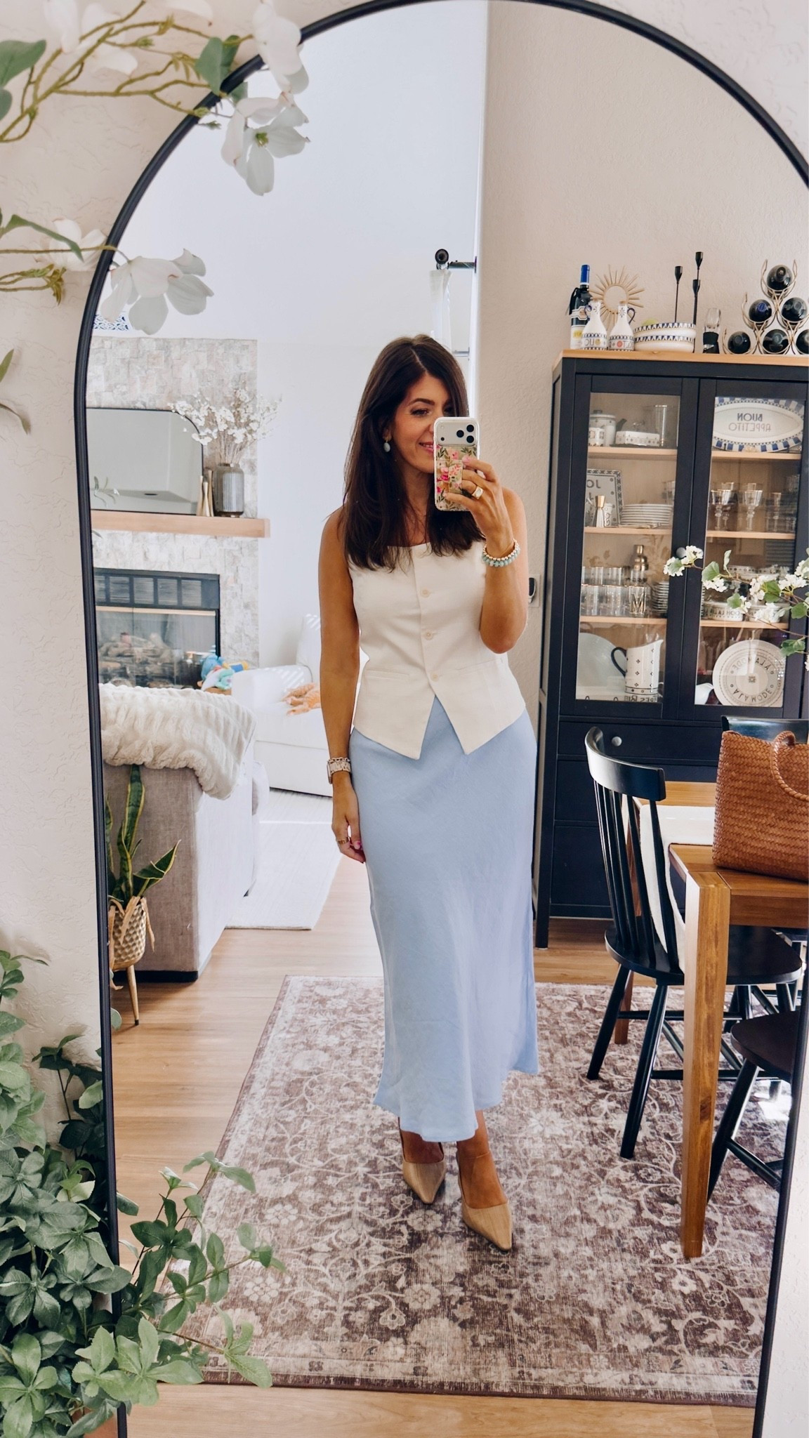 Work outfit of the day
In a medium vest (could size down) code Meghanxspanx
In a medium tall skirt- code AFLTK

#LTKxAbercrombie #LTKWorkwear #LTKTall