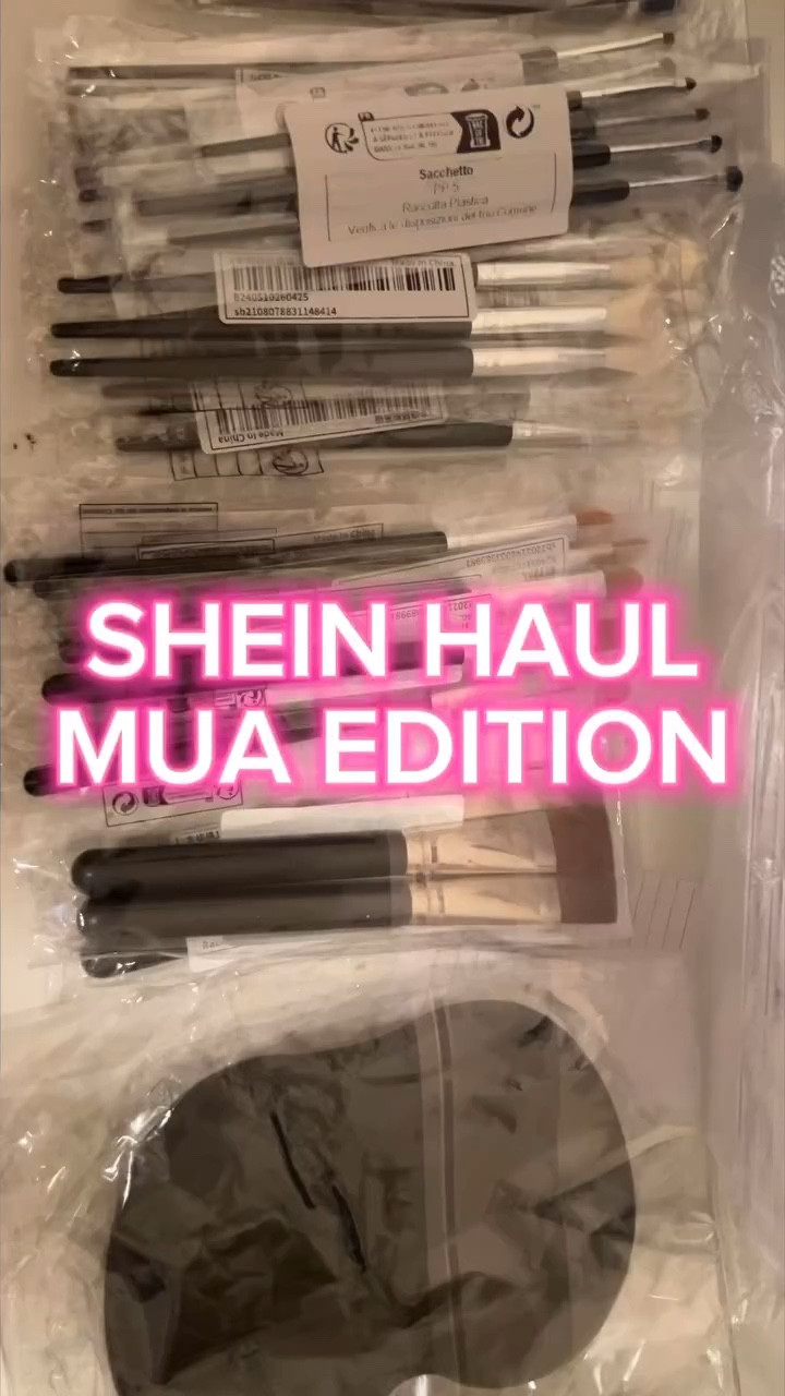 Let’s talk about these high quality makeup essentials from @sheinofficial. My first #sheinhaul as a beauty artist & I’m very satisfied.🎨🖌️🖼️

Items listed below ⬇️ 
✨makeup brushes (so many dupes) 
✨eye shields
✨lashes 
✨drying mats/racks
✨cleaning products

Book your appointment today @salisesrednasbeauty 

✨All items can be found on my LTK shop “Chinnesee” @shop.ltk. Use code 4X544 for a discount at checkout☺️

🖌️Save this post, screenshot, & share🖌️



#sheinhaul #sheinbeauty #makeupartist #beauty #makeuptipsforbeginners #contentcreator #mua

#LTKVideo #LTKSaleAlert #LTKBeauty
