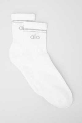 Alo YogaÂ® | Half-Crew Throwback Socks in White/Titanium, Size: Large | Alo Yoga