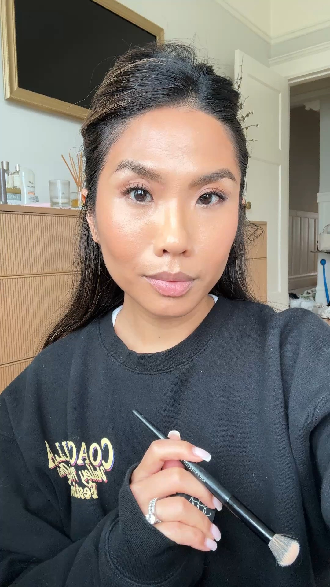 What I use to spot conceal breakouts and blemishes 

NARS concealer in shade Praline

#LTKBeauty
