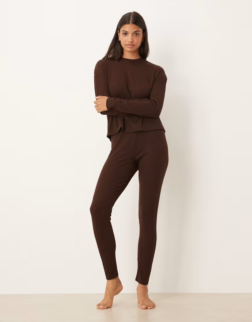 ASOS DESIGN - Lounge - Mix en match - Geribbelde legging in chocoladebruin-Brown | ASOS (Global)