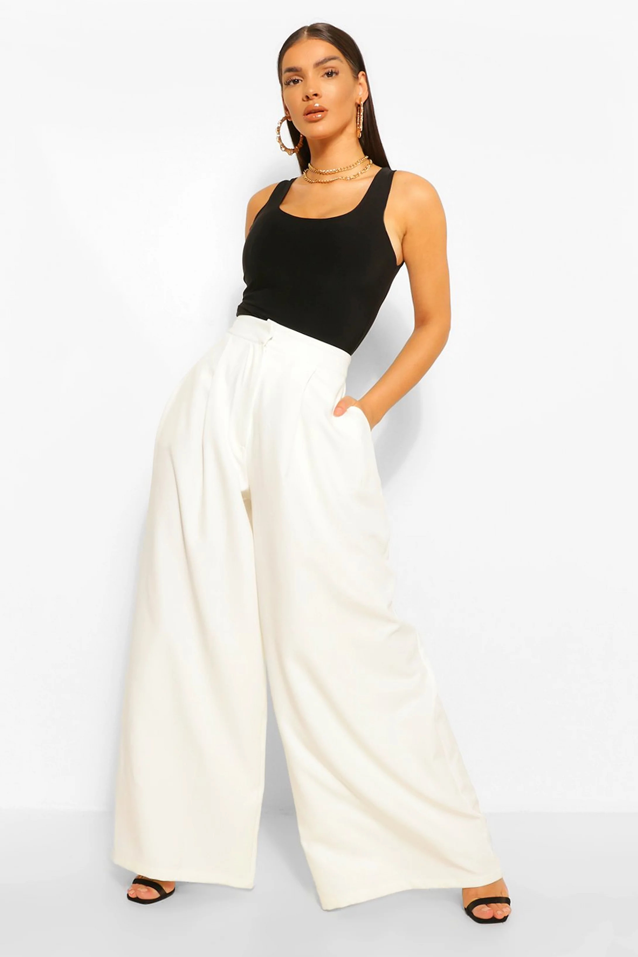 Oversized Super Wide Leg Tailored Trousers | Boohoo.com (US & CA)