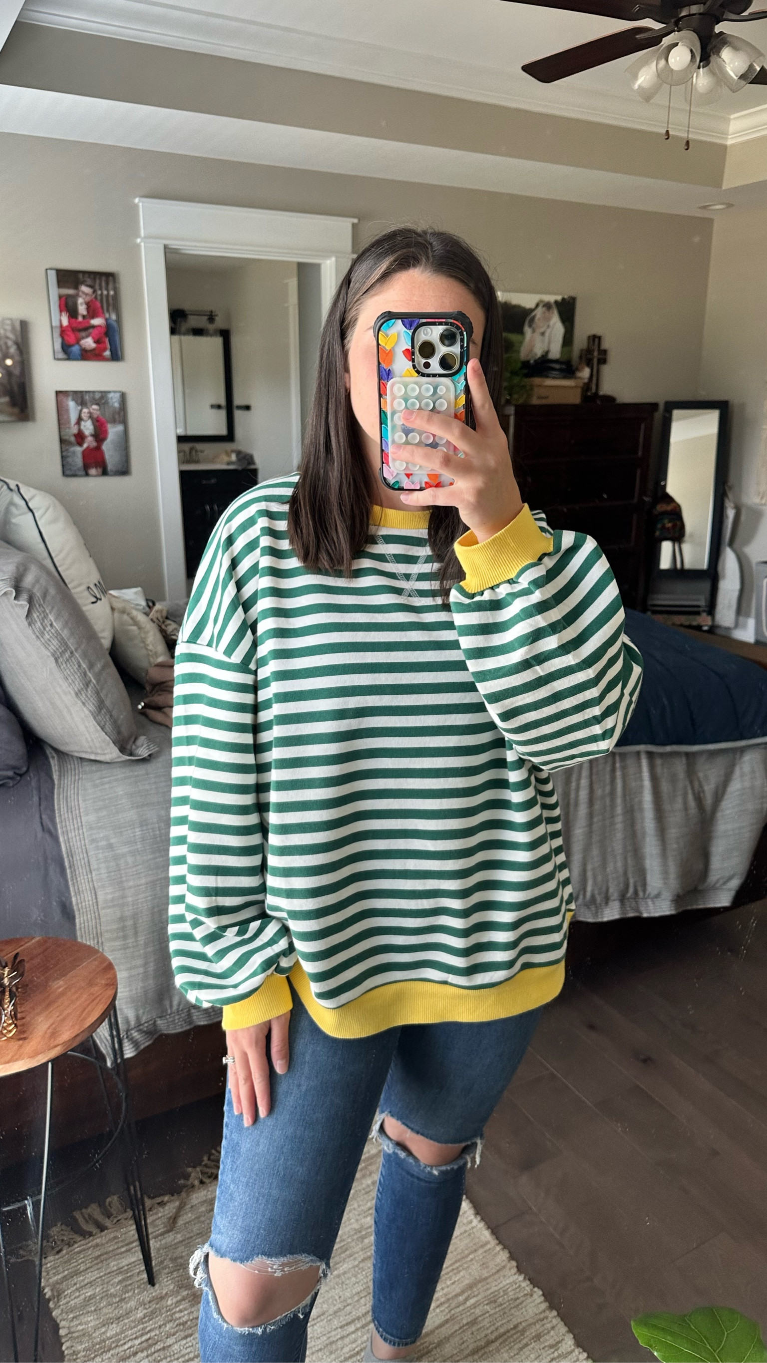 Oversized striped sweatshirt perfect for fall 🍂🫶🏻 comes in lots of different colors!!

#LTKSaleAlert #LTKFindsUnder50 #LTKFallSale
