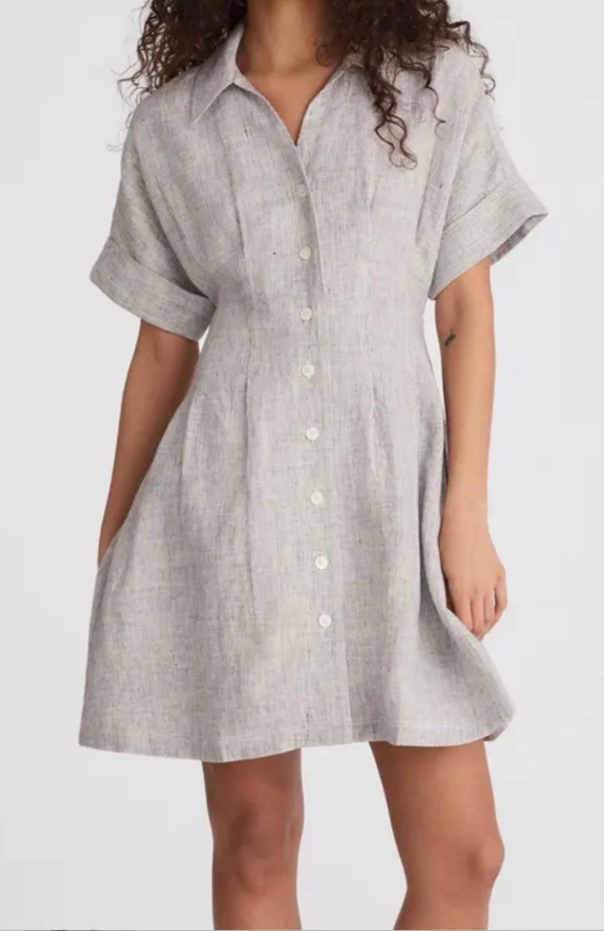 Pleated dress
Dress

#LTKSeasonal