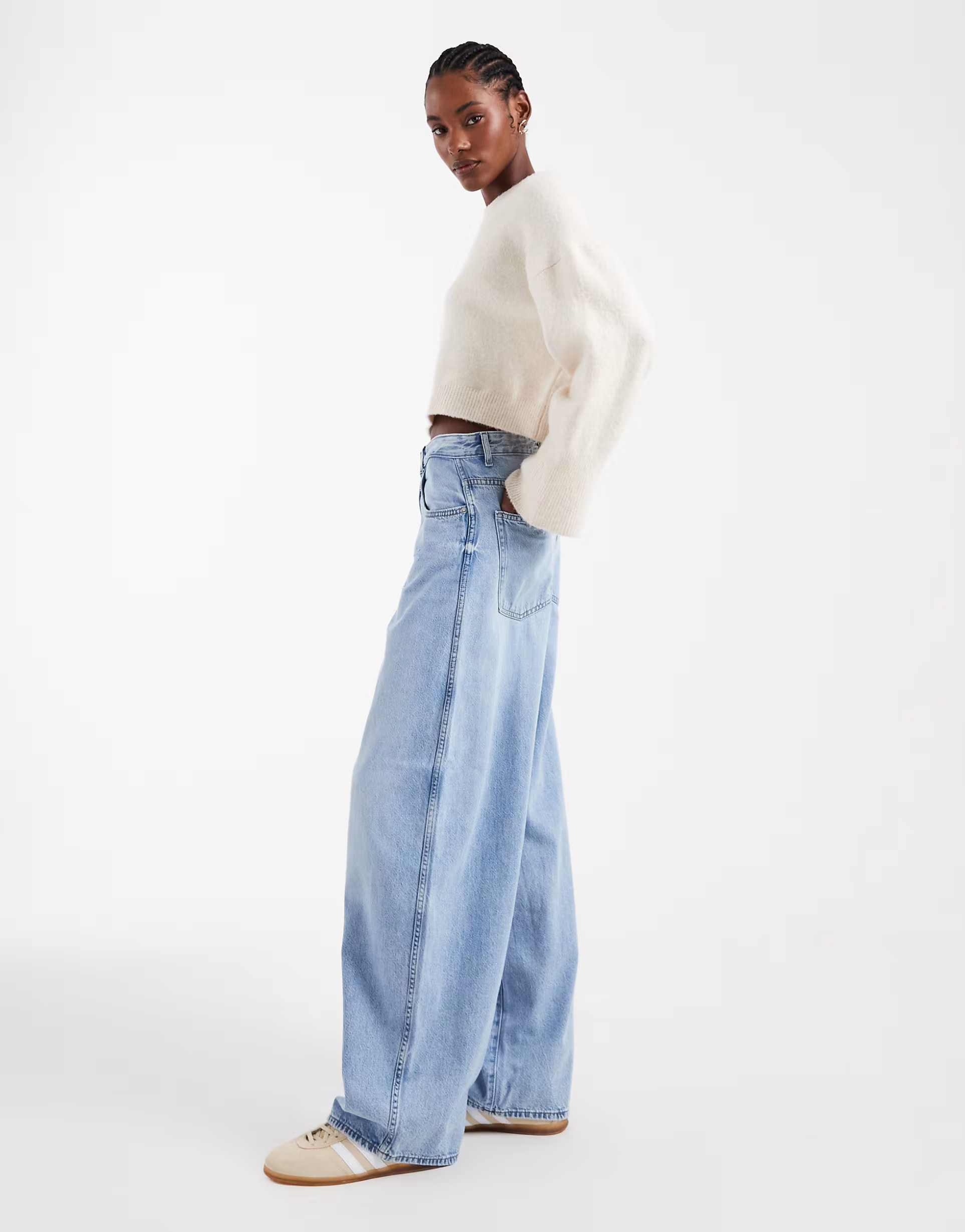 ONLY Tall - Taylor - Denim barrel jeans met hoge taille in lichtblauw | ASOS (Global)