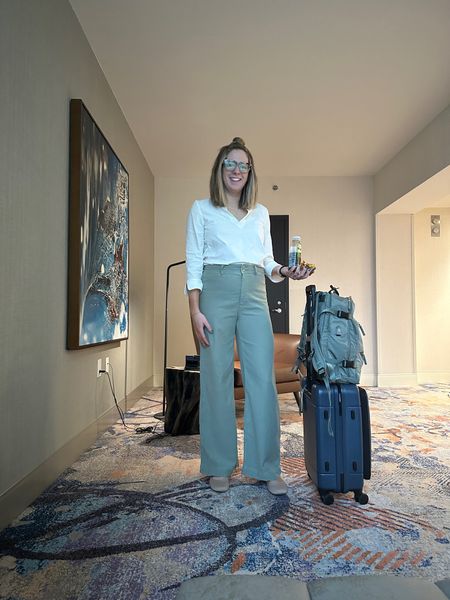 Workwear! Love these comfy pants for travel days while still looking profesh

#LTKtravel #LTKworkwear #LTKmidsize