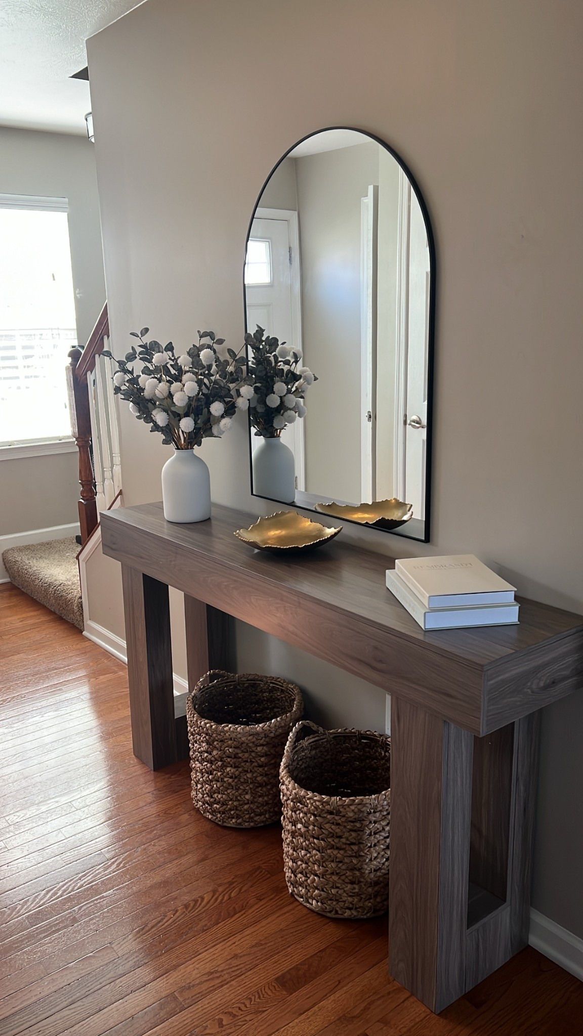 Entryway upgrade ✨

#LTKHome #LTKFindsUnder100