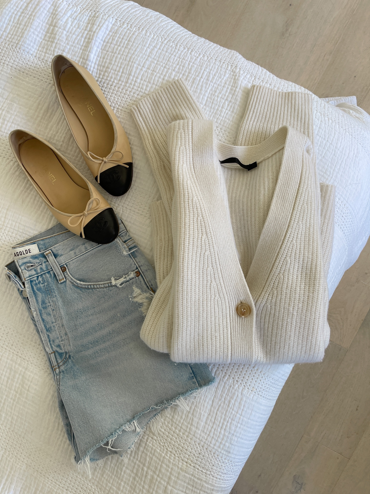 Shorts + sweater weather 🕊️ found an NSALE cap toe flat similar to my Chanel ballerinas 🖤🤍 linking a few options 

#LTKshoecrush #LTKFind #LTKxNSale