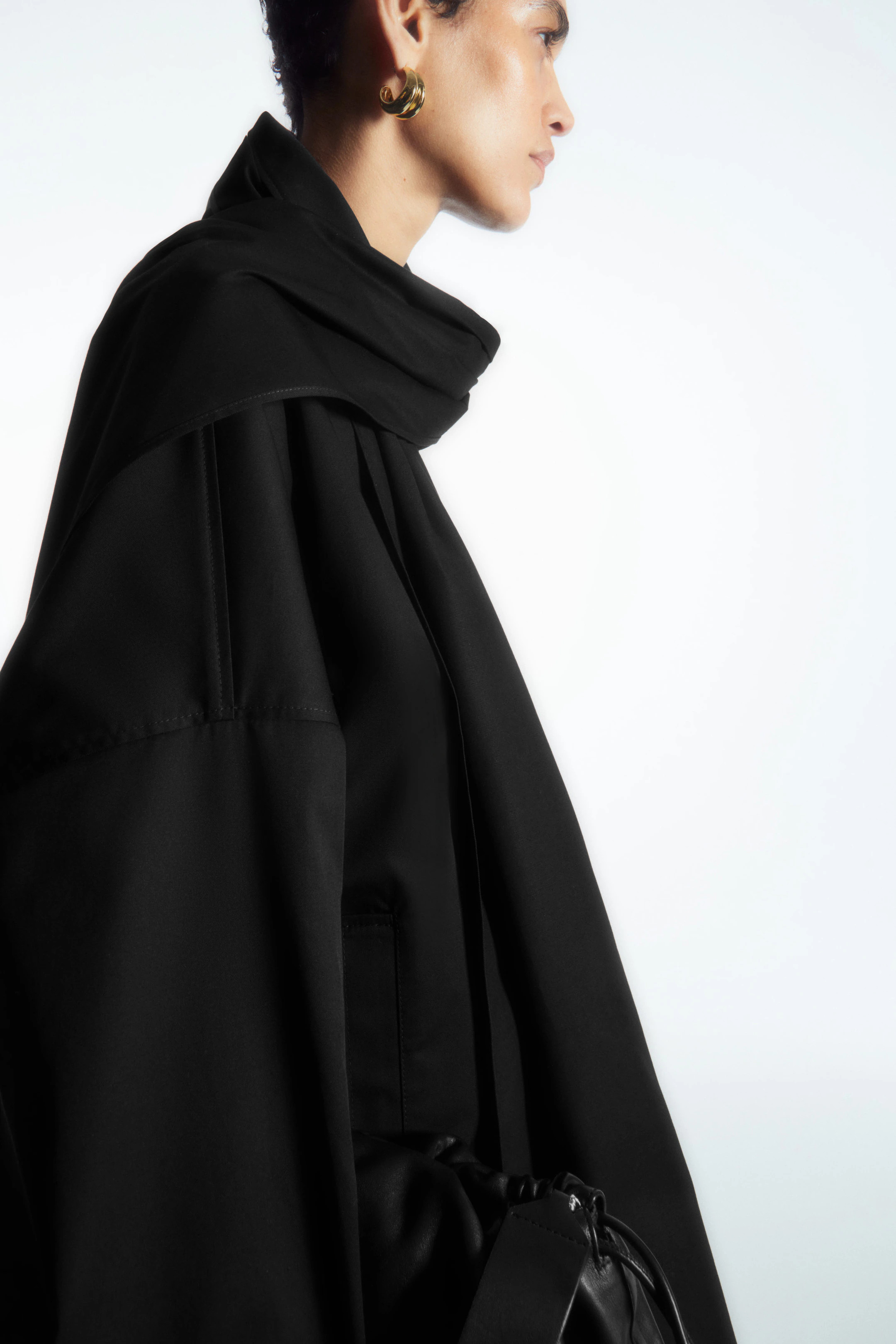 OVERSIZED SCARF-DETAIL TRENCH COAT - BLACK | COS (EU)