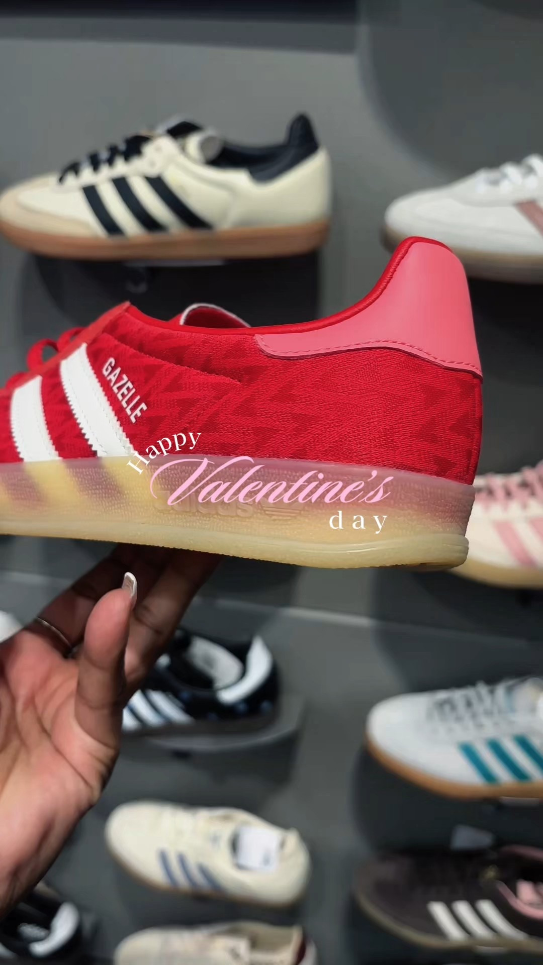 Happy Galentines day to the ladies who like comfort but also love to look chic, these are for you. ❤️

#LTKTravel #LTKValentine #LTKgrwm
