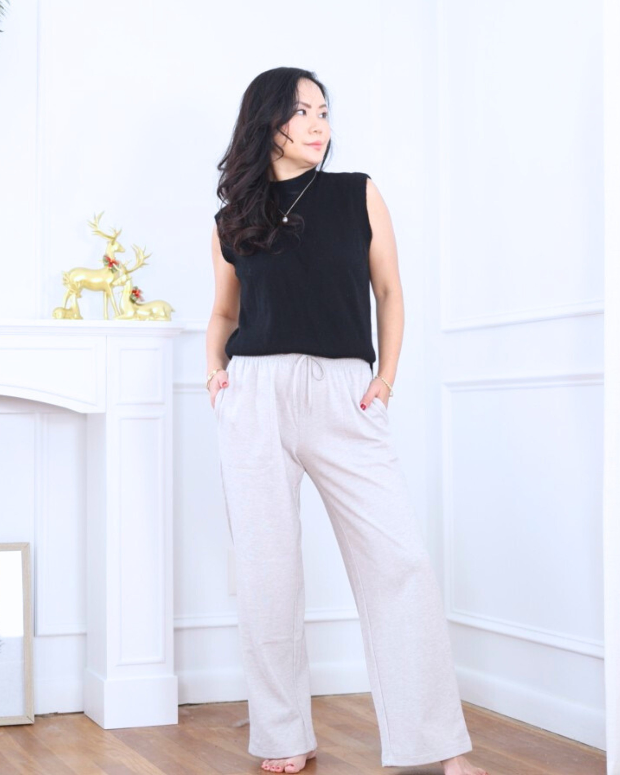 Polished and effortless in a Quince mock neck sweater vest paired with Caslon wide-leg pants for a clean, modern look. I’m 5’2, wearing size XS.

#LTKOver40 #LTKPetite #LTKootd