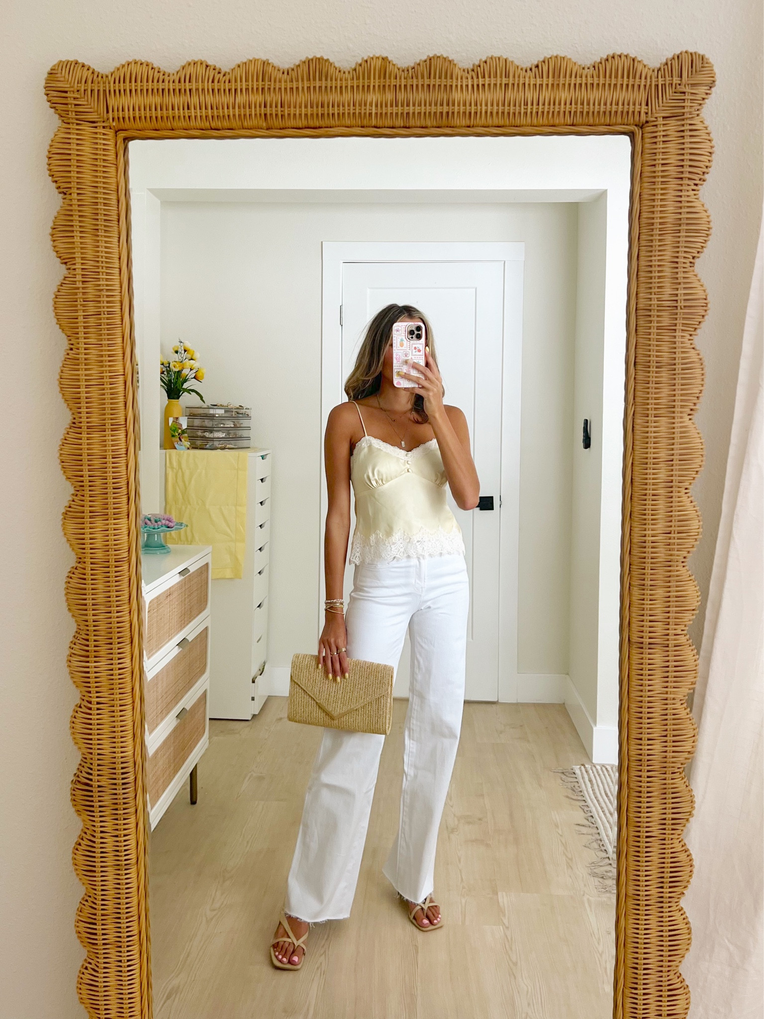 cute summer outfit from buckle! ⭐️ my favorite place for casual style - wearing an XS in this date night too and the best white jeans

#LTKootd