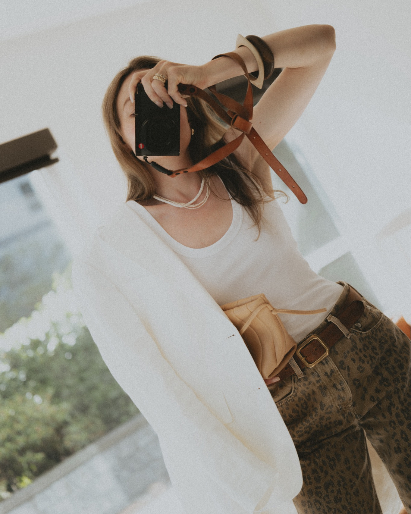 Mid week night out: cheetah 🐆 print jeans + white tank top + linen blazer + ballet flats + mini bag. 
Blazer: Buck Mason white Hutton blazer in linen
Jeans: Citizens of Humanity Miro cheetah print jeans
Tank top: @OAK + FORT modal tank top 
Bag: Maeden boulevard classic 
Ballet flats: Massimo Dutti gathered nappa ballerinas

#LTKSeasonal #LTKootd #LTKSaleAlert